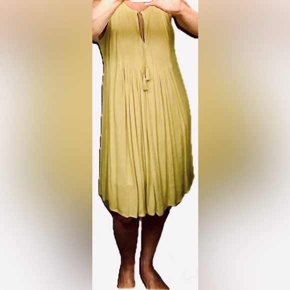 Old Navy Fully Lined Rayon Sheath Dress - Picture 5 of 5